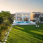 Eros Cyprus Villa Ayía Nápa